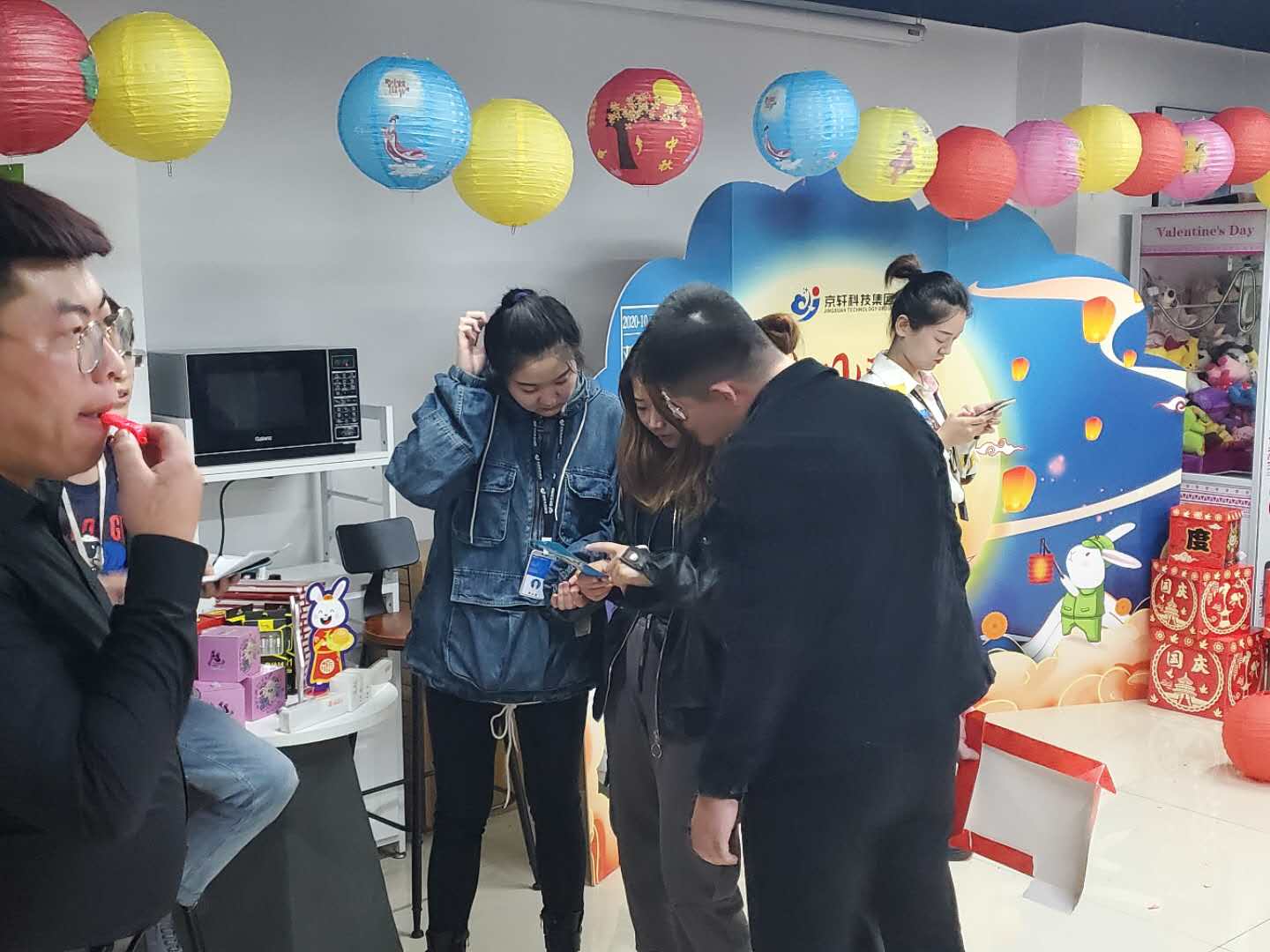微信图片_202009301643107.jpg